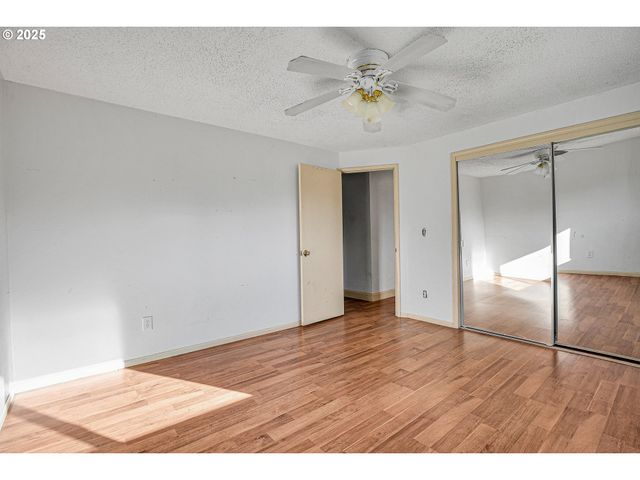 14265 Se HOLLY VIEW Ln, Damascus, OR 97089