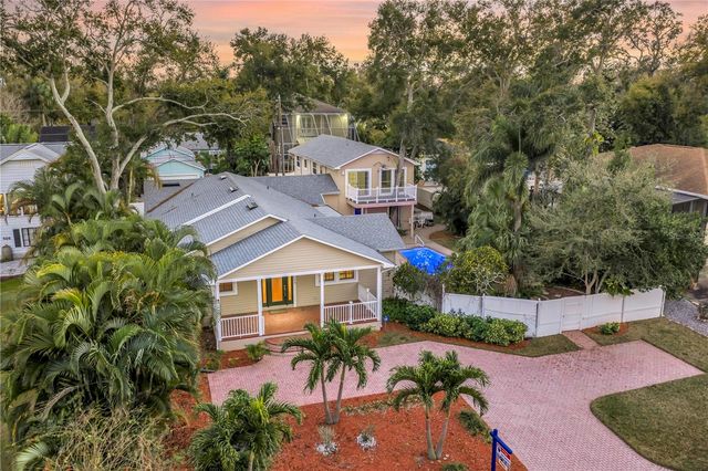 546 26TH AVENUE N, St Petersburg, FL 33704