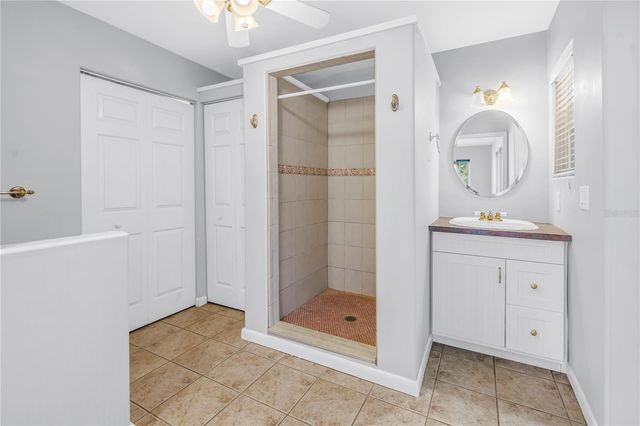 546 26TH AVENUE N, St Petersburg, FL 33704