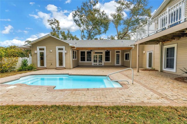546 26TH AVENUE N, St Petersburg, FL 33704
