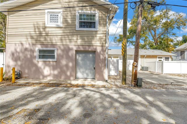 546 26TH AVENUE N, St Petersburg, FL 33704