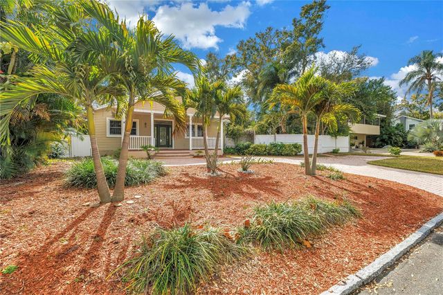 546 26TH AVENUE N, St Petersburg, FL 33704