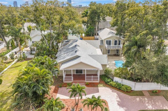 546 26TH AVENUE N, St Petersburg, FL 33704