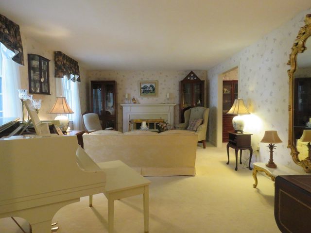 23 Donna Dr, Hanover, MA 02339