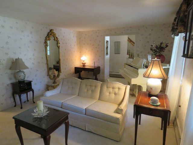23 Donna Dr, Hanover, MA 02339