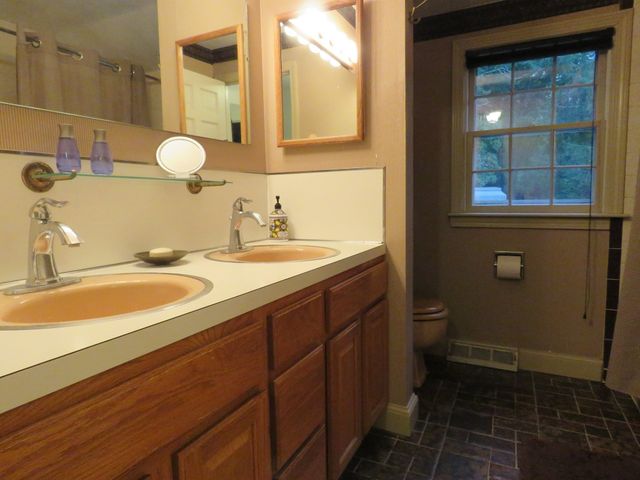 23 Donna Dr, Hanover, MA 02339
