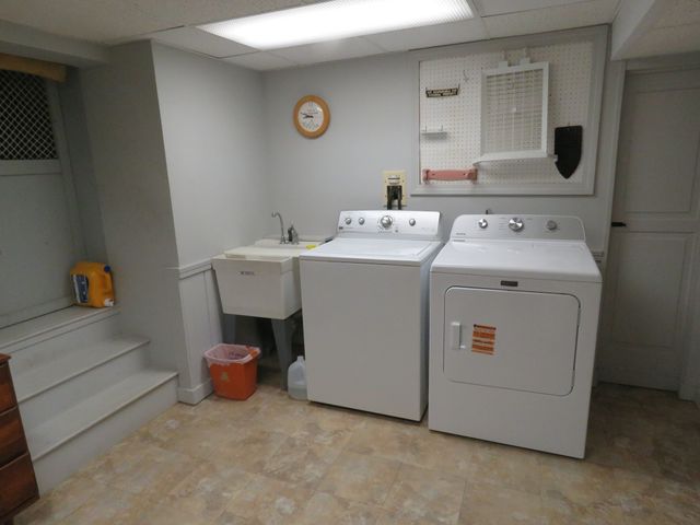 23 Donna Dr, Hanover, MA 02339