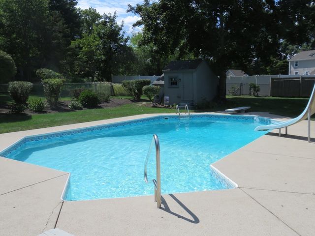 23 Donna Dr, Hanover, MA 02339
