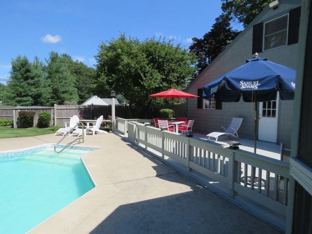 23 Donna Dr, Hanover, MA 02339