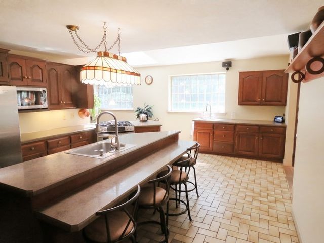 23 Donna Dr, Hanover, MA 02339