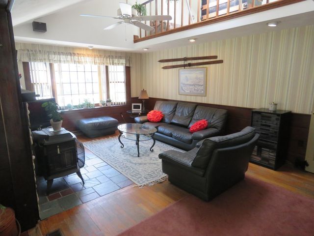 23 Donna Dr, Hanover, MA 02339