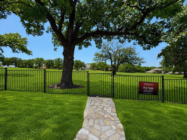 1908 Vintage Drive, Corinth, TX 76210