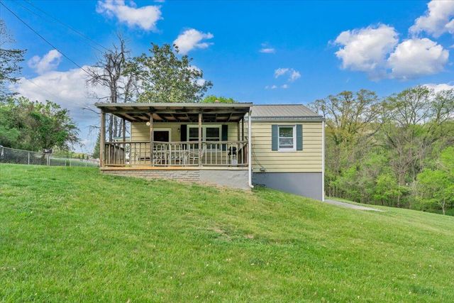 3302 Troxell RD, Roanoke, VA 24014