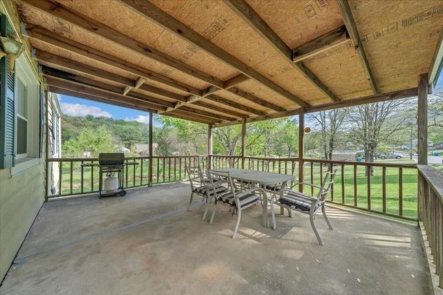 3302 Troxell RD, Roanoke, VA 24014