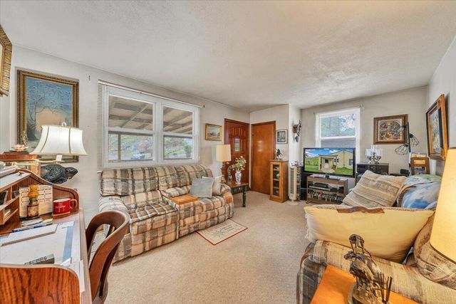 3302 Troxell RD, Roanoke, VA 24014