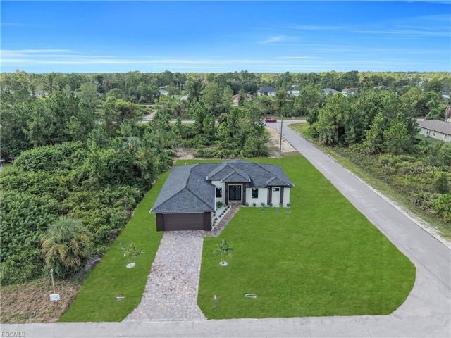 2719 33RD ST W, Lehigh Acres, FL 33971