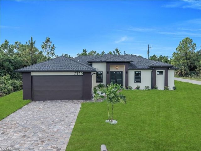 2719 33RD ST W, Lehigh Acres, FL 33971