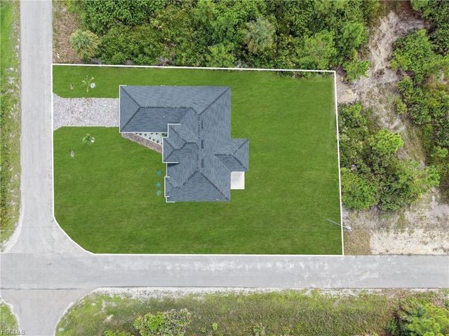 2719 33RD ST W, Lehigh Acres, FL 33971