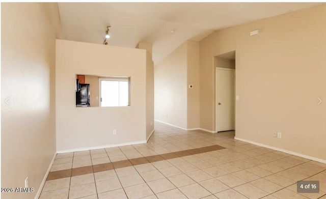 5703 N 67TH Drive, Glendale, AZ 85303