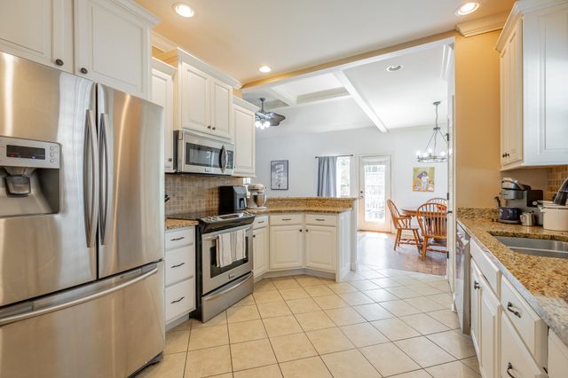 1857 Holly Oak Lane, Chattanooga, TN 37421