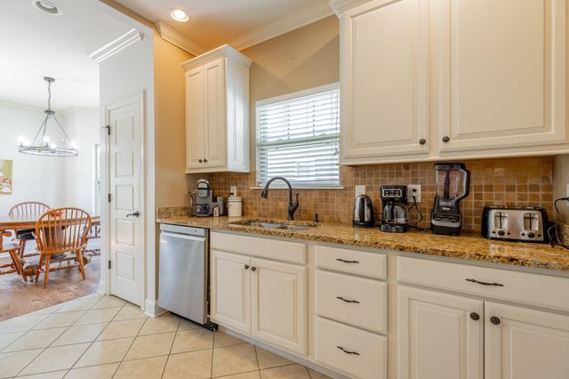 1857 Holly Oak Lane, Chattanooga, TN 37421