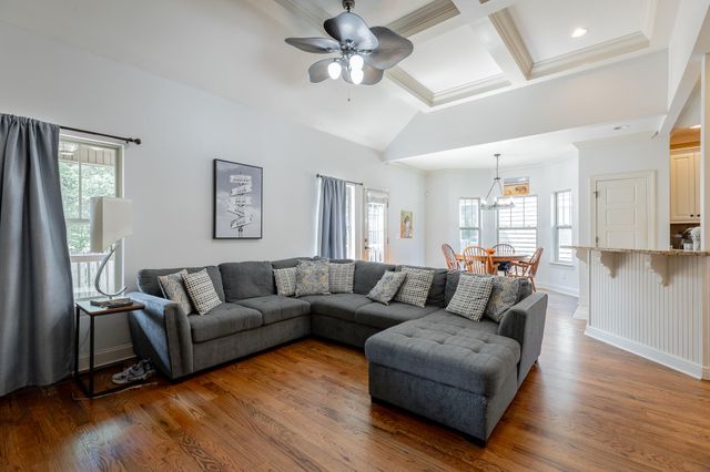 1857 Holly Oak Lane, Chattanooga, TN 37421