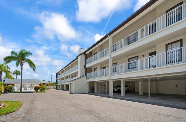 340 CAUSEWAY BOULEVARD 104, Dunedin, FL 34698