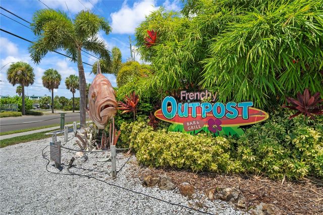 340 CAUSEWAY BOULEVARD 104, Dunedin, FL 34698