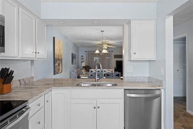 340 CAUSEWAY BOULEVARD 104, Dunedin, FL 34698
