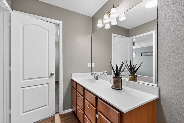 2353 CORTINA Loop SE, Rio Rancho, NM 87124