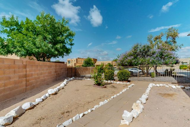 2353 CORTINA Loop SE, Rio Rancho, NM 87124