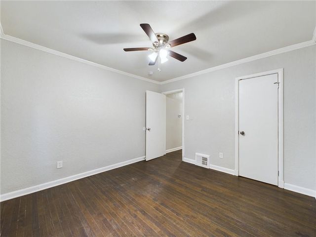 5015 E 40th Street, Kansas City, MO 64130