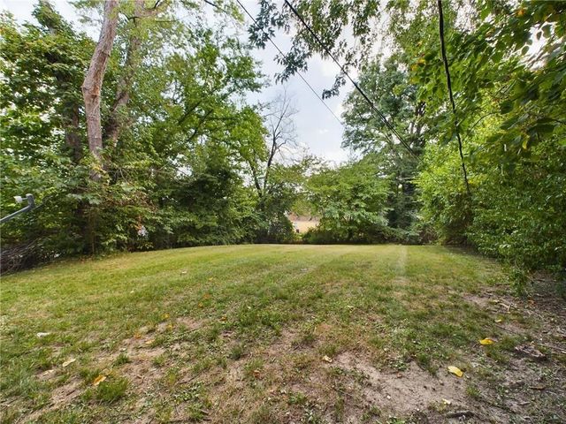 5015 E 40th Street, Kansas City, MO 64130