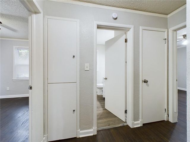 5015 E 40th Street, Kansas City, MO 64130