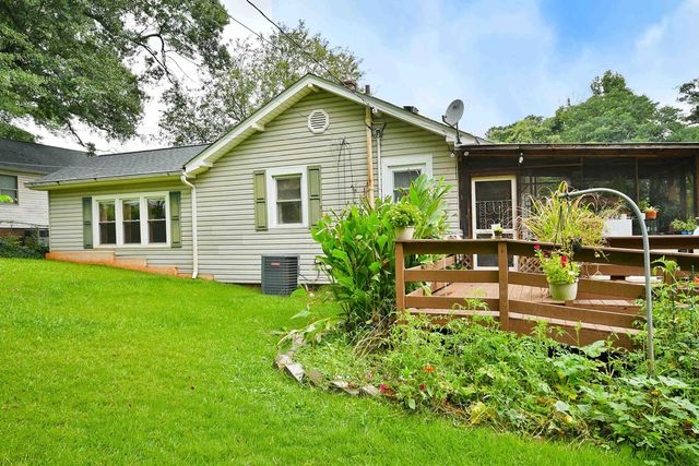 8131 3rd Street, Boiling Springs, SC 29316