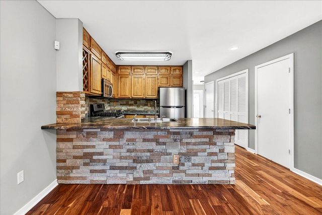 166 River Breeze Drive, Charleston, SC 29407