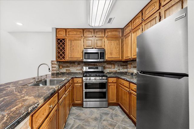 166 River Breeze Drive, Charleston, SC 29407