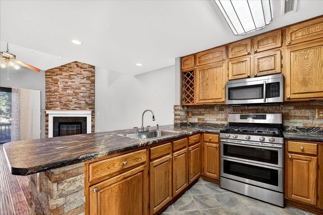 166 River Breeze Drive, Charleston, SC 29407