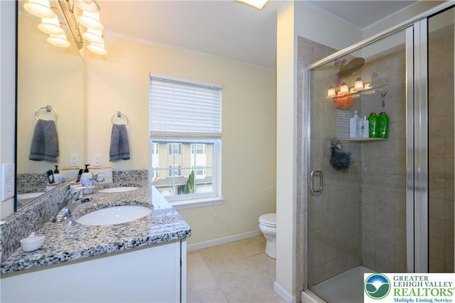 2254 Rising Hill Road, Whitehall Twp, PA 18052