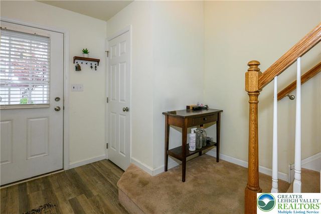 2254 Rising Hill Road, Whitehall Twp, PA 18052