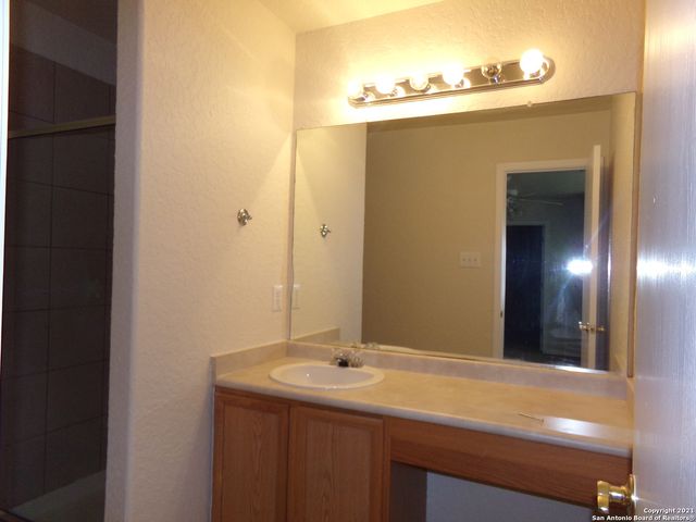 9131 Laguna, San Antonio, TX 78251