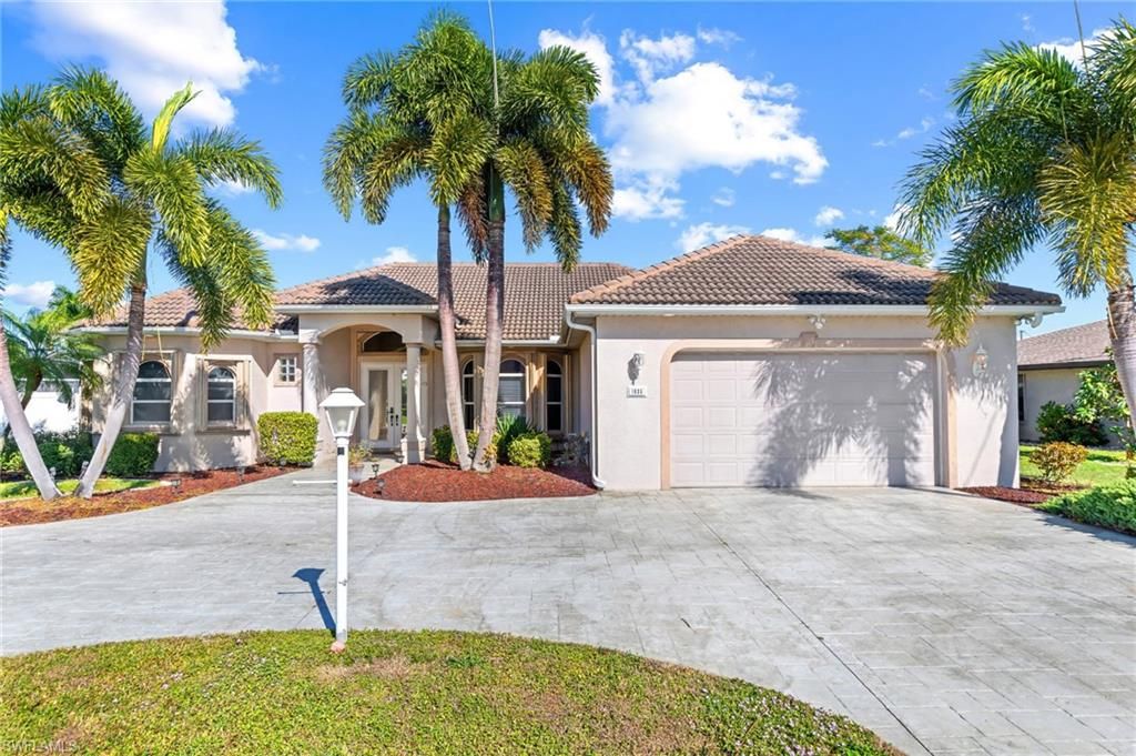 1935 SE 26th ST, CAPE CORAL, FL 33904 — photo 2