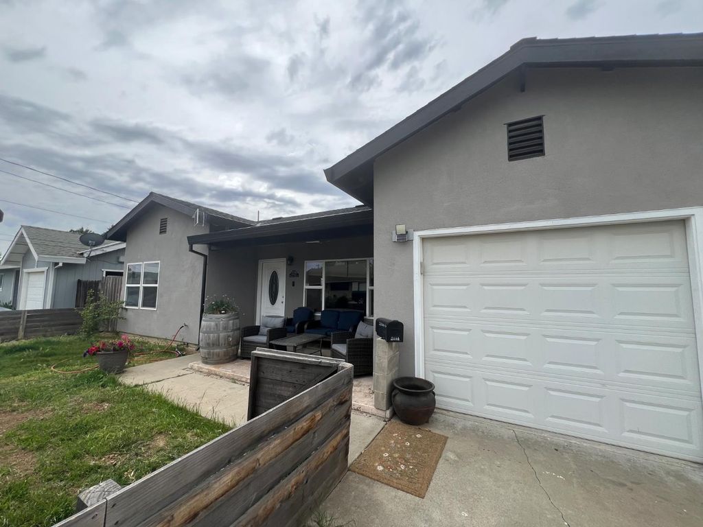 2228 Greely Dr, Marysville, CA 95901