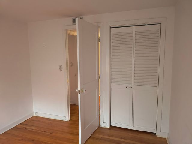 28 McLaughlin Terrace, Derby, CT 06418