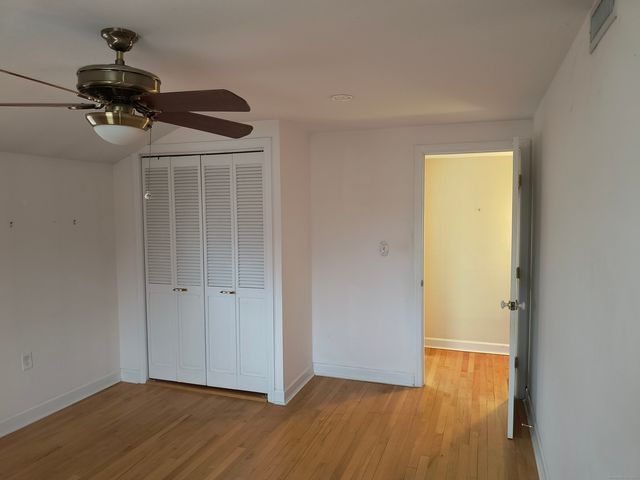 28 McLaughlin Terrace, Derby, CT 06418