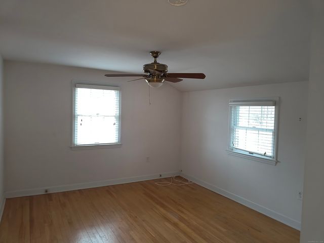 28 McLaughlin Terrace, Derby, CT 06418