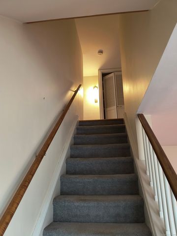 28 McLaughlin Terrace, Derby, CT 06418