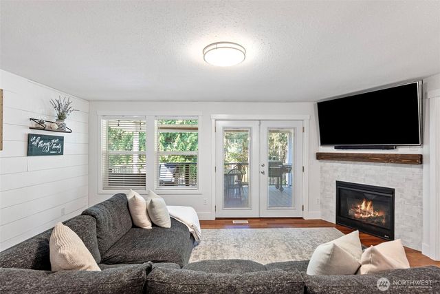 13114 Sunridge Way E, Puyallup, WA 98374