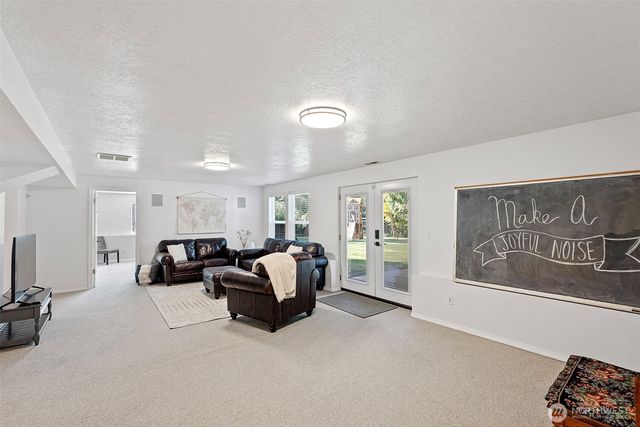 13114 Sunridge Way E, Puyallup, WA 98374