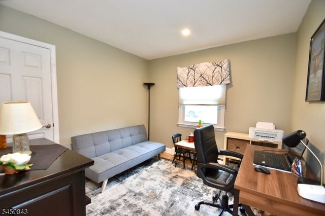 28 Yacht Club Dr, Jefferson Twp., NJ 07849